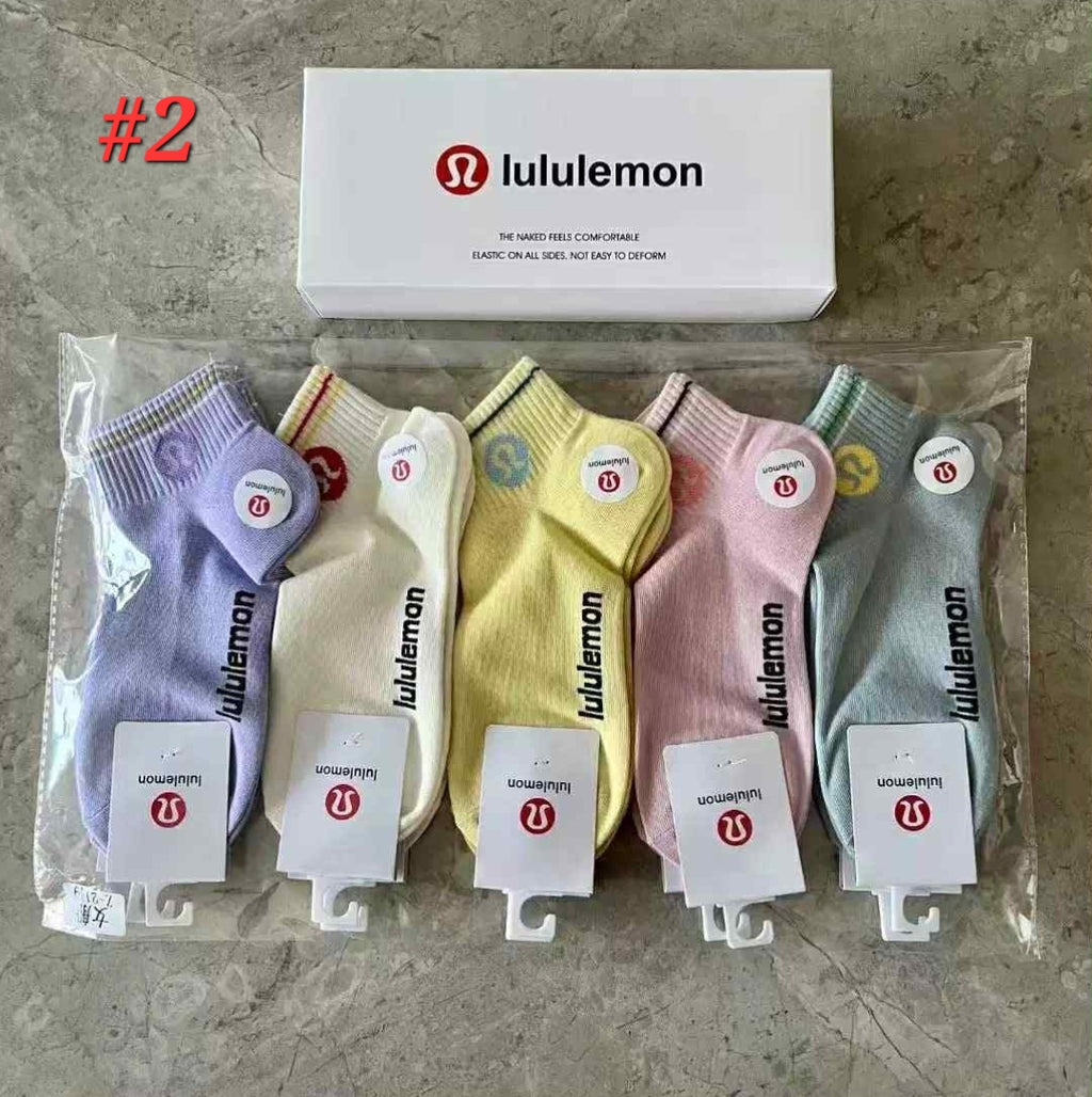 BLACK FRIDAY DEAL!! LULU🍋 sock sets